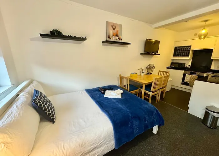 Cosmopolitan Private Bedrooms Euston Station 123