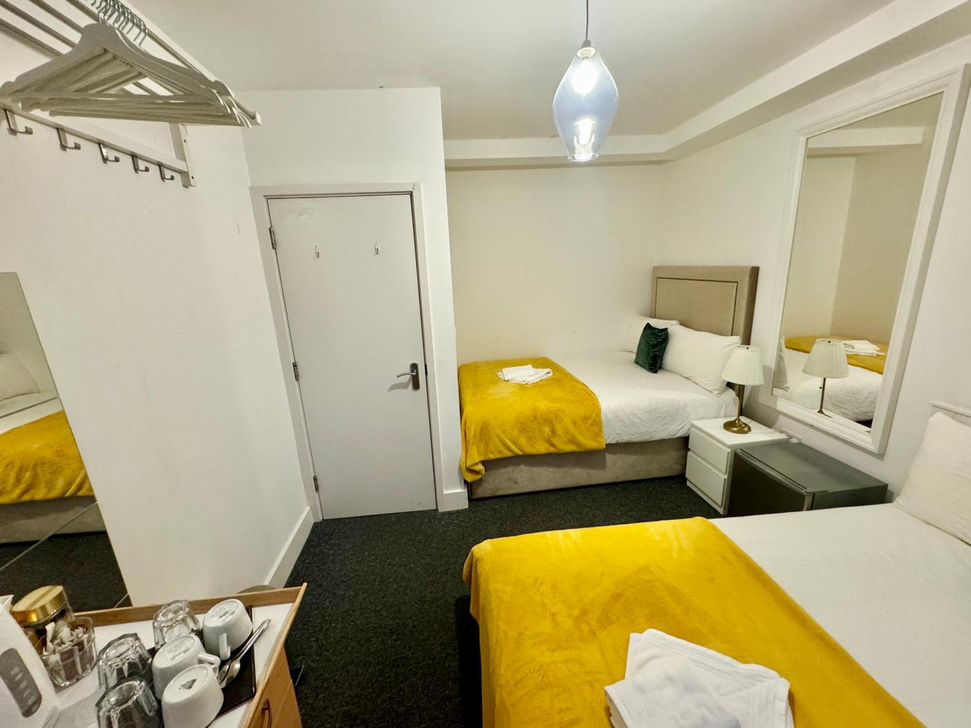 Cosmopolitan Private Bedrooms Euston Station 123 London