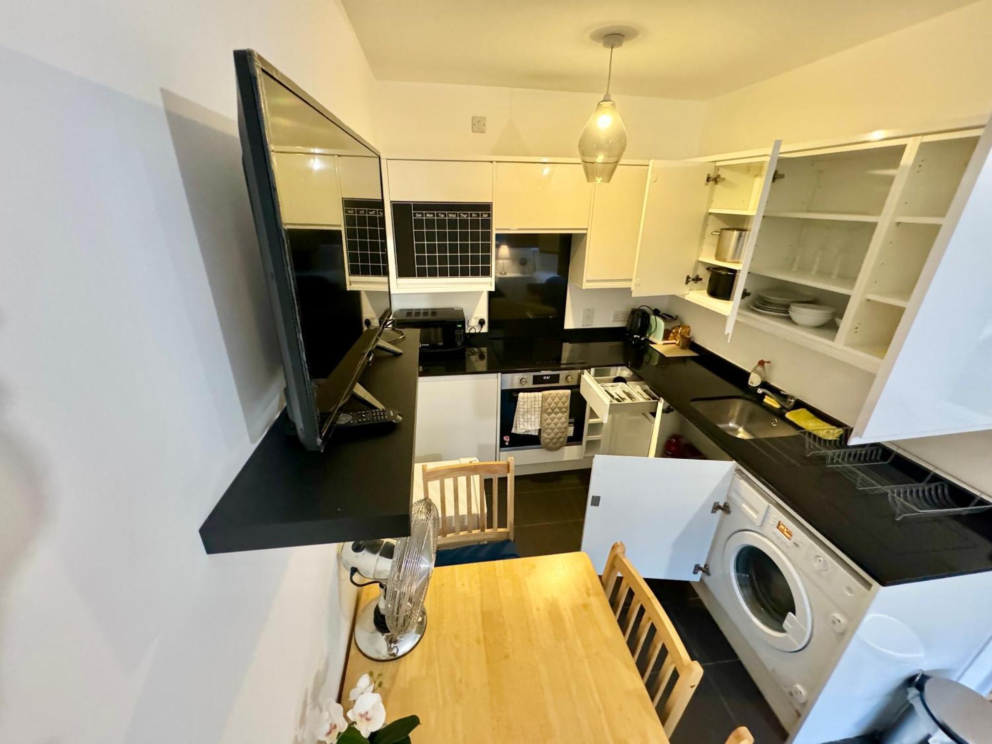 Homestay Cosmopolitan Private Bedrooms Euston Station 123 London